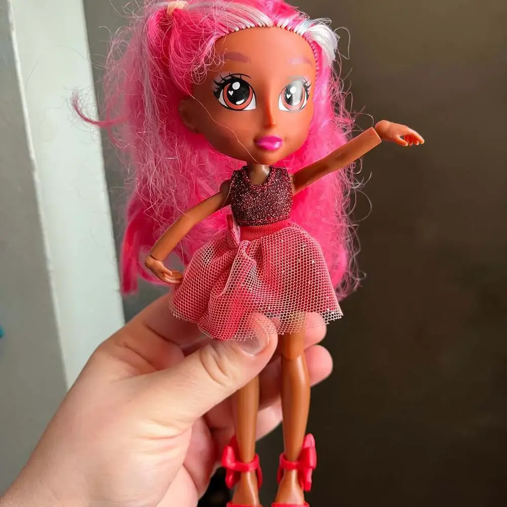 VIBE GIRLS Emma Kindness Vibe Doll